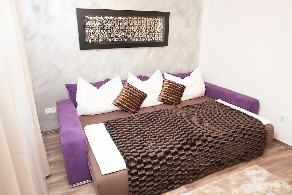 Traditional Apartments Vienna Tav - Design
