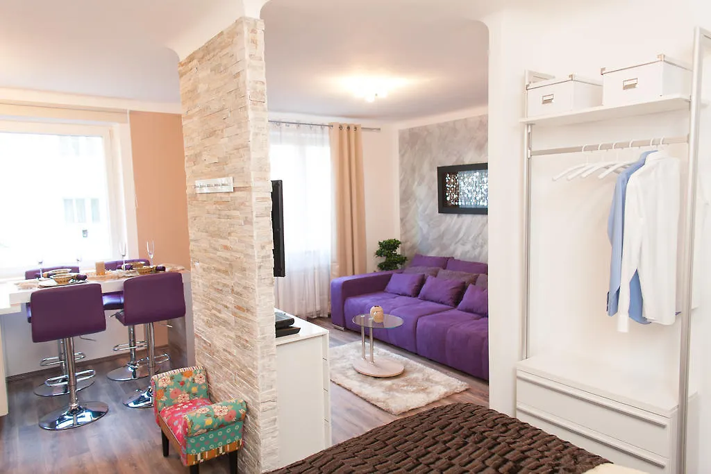 Traditional Apartments Vienna Tav - Design 0*,  Oostenrijk